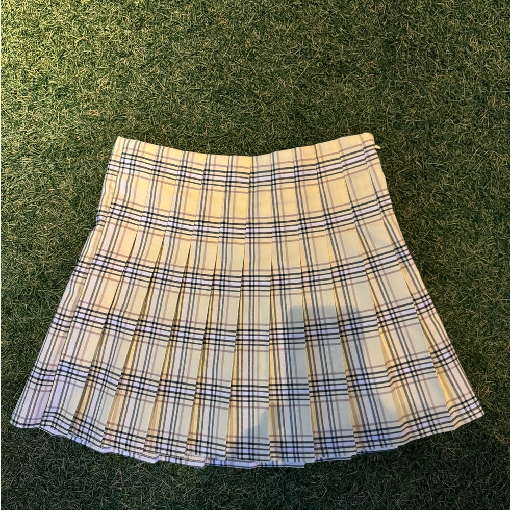 No boundaries size medium plaid skirt